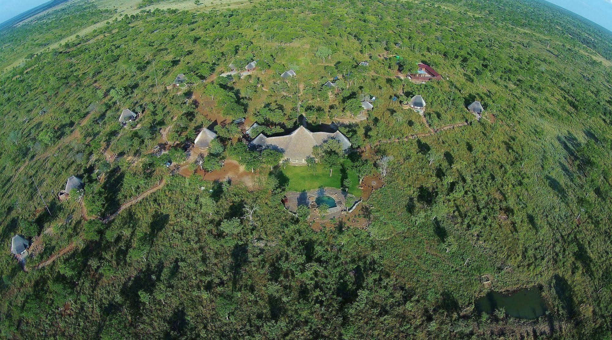 Wildtrack Safaris Eco Lodge Pandamatenga Exterior foto